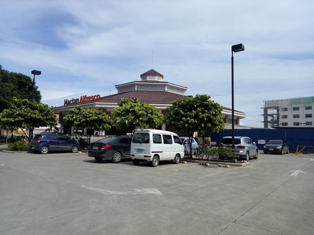 Mactan Newtown Condo ماكتان المظهر الخارجي الصورة